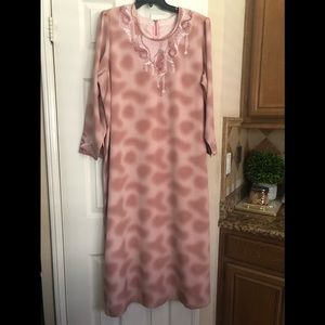 Soft pink abaya